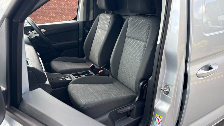 Ford Transit Connect 250 L2 Petrol 1.5 EcoBoost PHEV 150 Limited Van Auto
